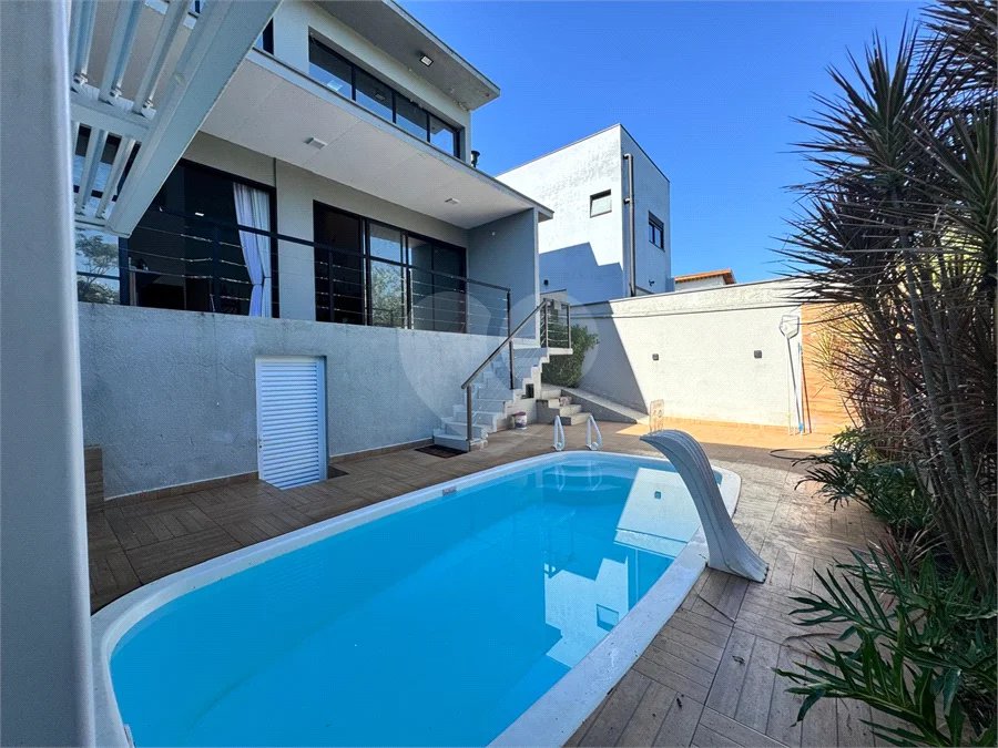 LINDA CASA À VENDA EM CONDOMÍNIO — INDAIATUBA/SP