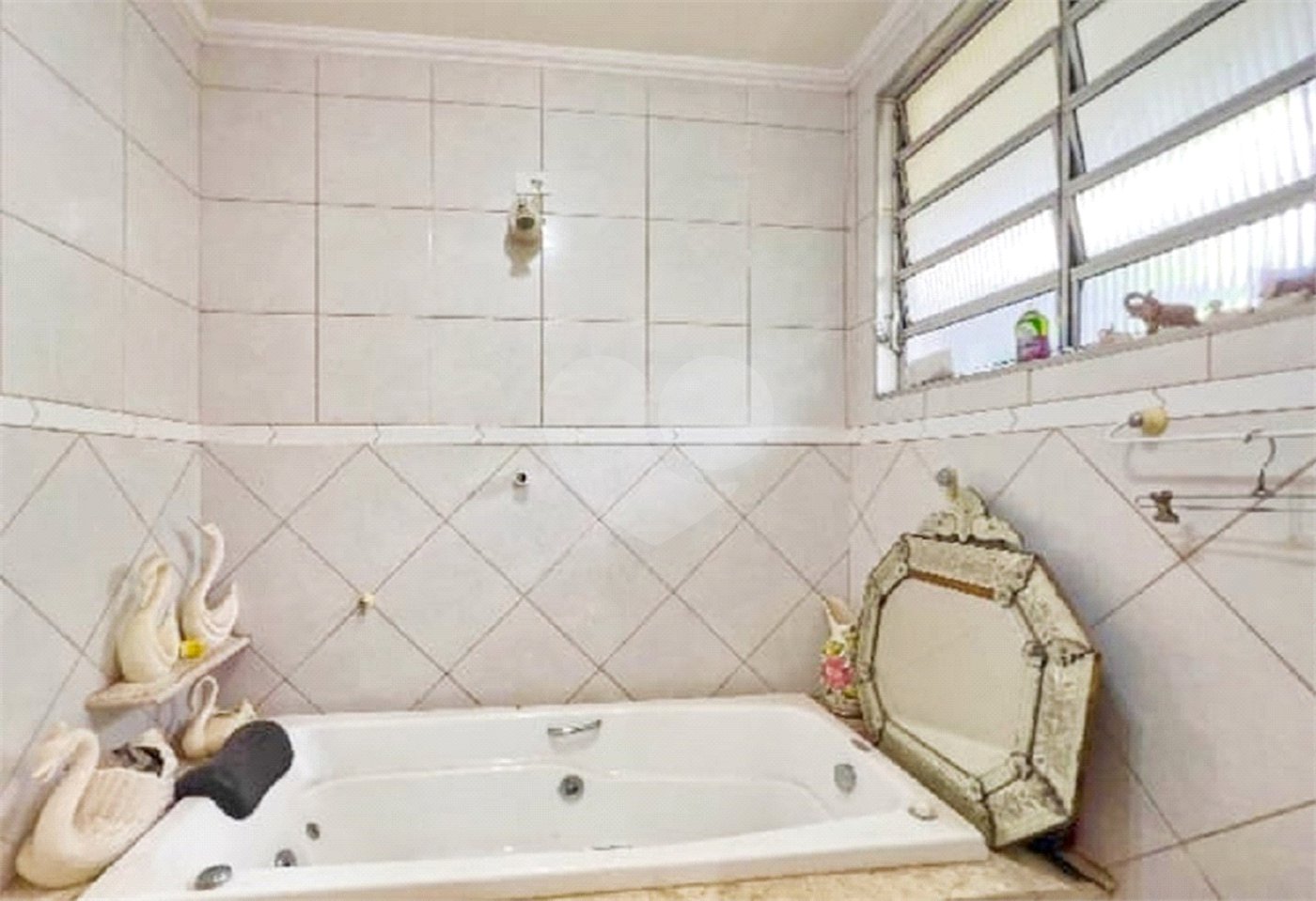 Apartamento na Vila Mariana, 3 quartos, 2 banheiros, 2 vagas.