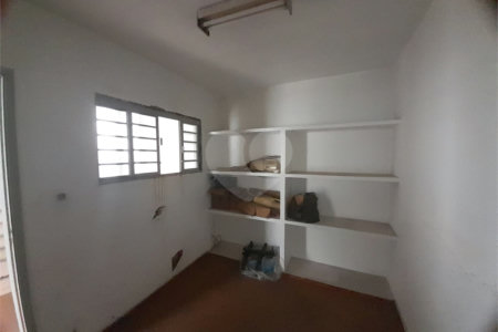 Prédio Comercial na Av. São Carlos - Excelente Oportunidade no Centro da Cidade