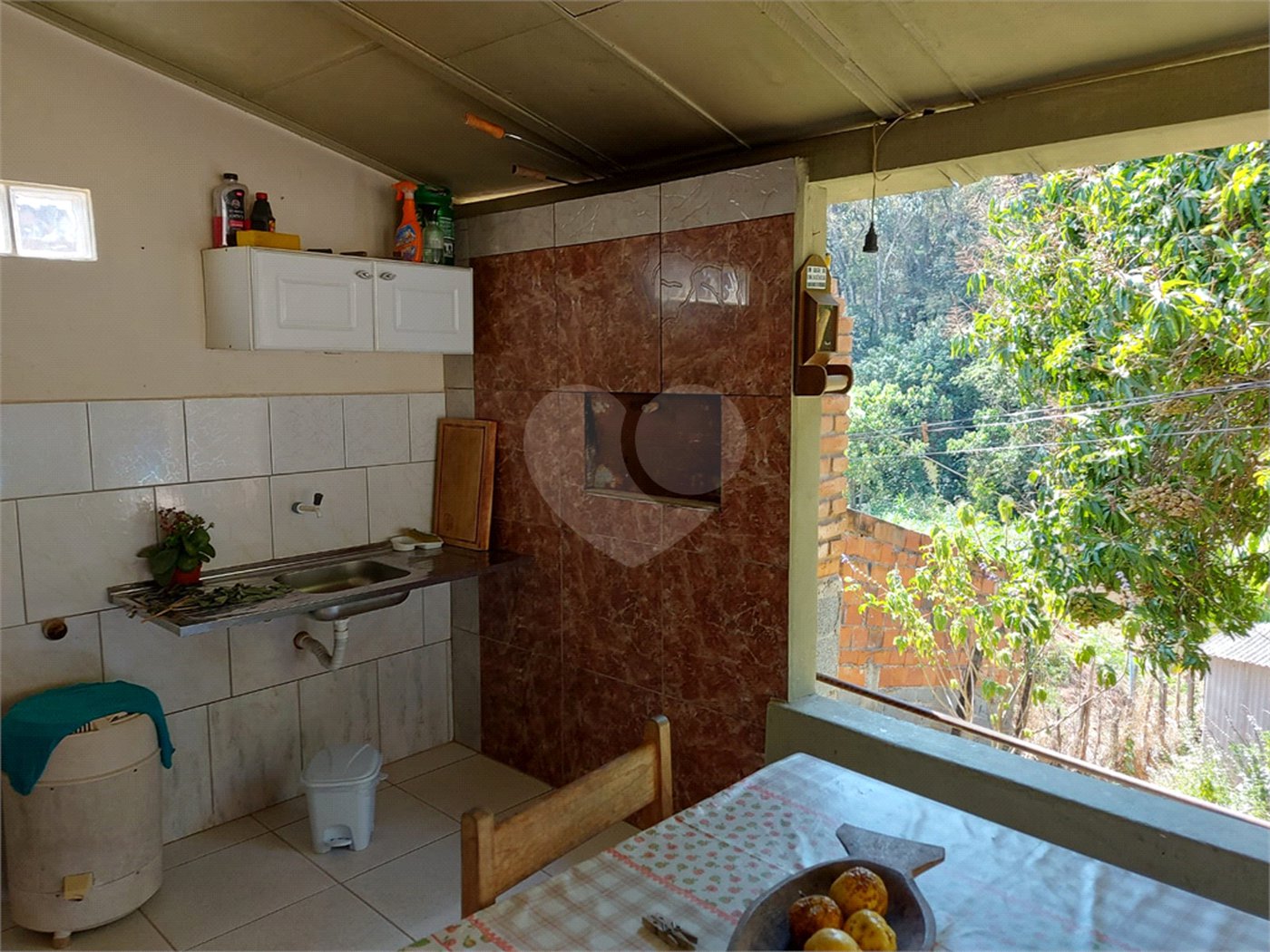 Chácara à venda com 4 quartos em Área Rural de Louveira, Louveira, SP