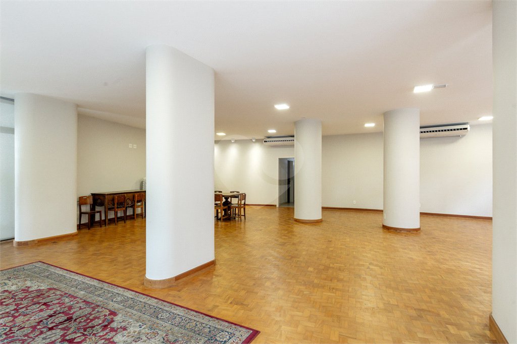 Apartamento a venda no Bela Vista com 3 quartos, 1 suíte, lavabo, 2 vagas, 200 m² de área útil