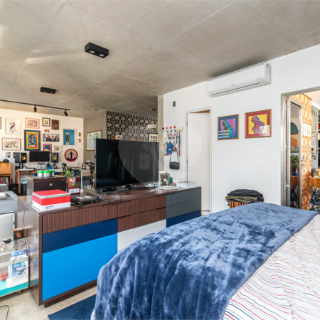 Apartamento reformado e bem localizado na Consolação.