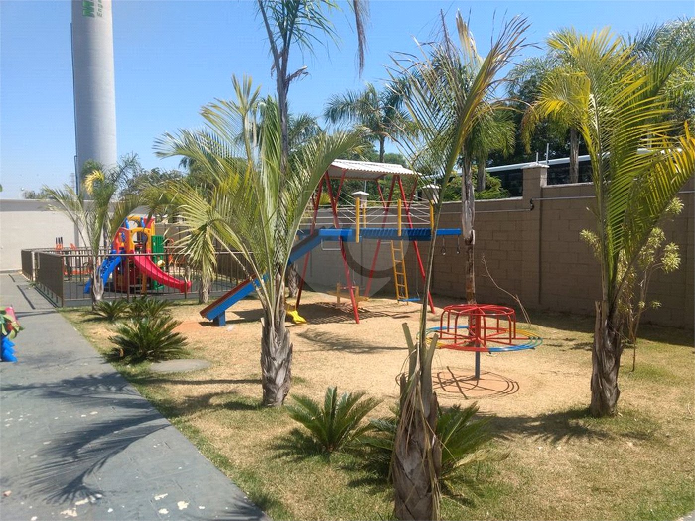 Apartamento para venda ou locação no Condomínio Monte Stella.