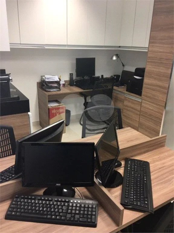 Conjunto comercial para locação no Itaim Bibi, 51 m²
