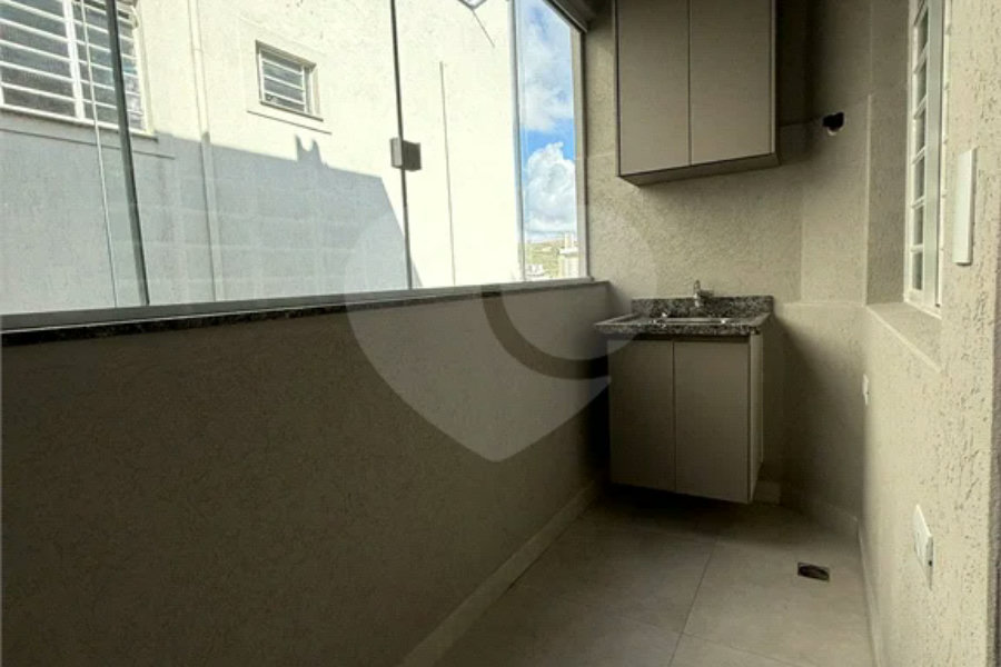 Vendo Apartamento Novo – 80m² de Conforto e Praticidade!