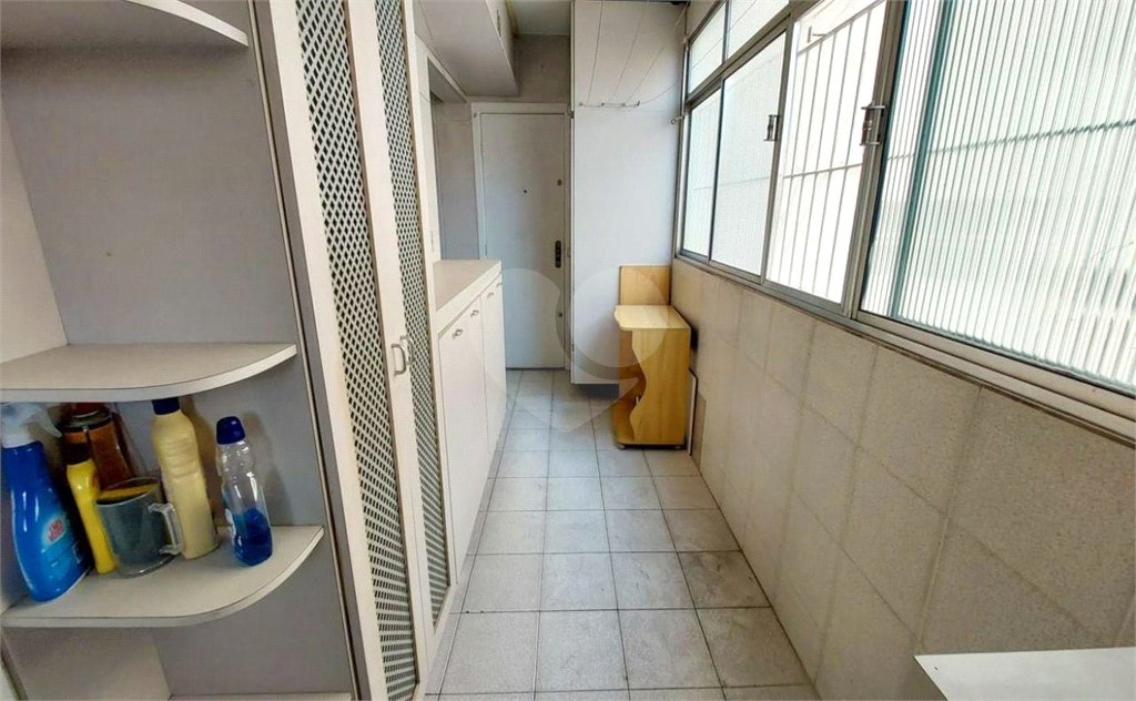 Apartamento de 03 dormitórios. Agende uma visita.