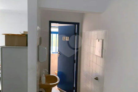GALPÃO / PRÉDIO INDUSTRIAL À VENDA