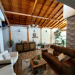 Casa residencial com ponto comercial a venda no Centro