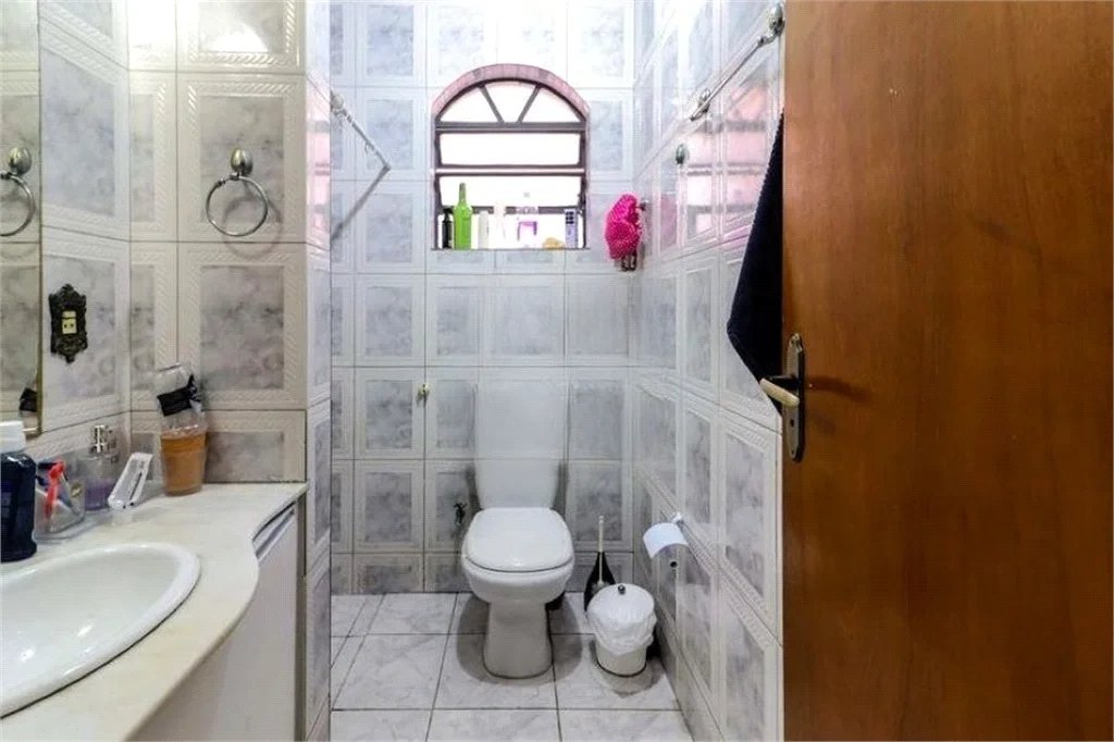 Sobrado à venda com 3 quartos, sendo 1 suíte, em Jardim Bonfiglioli, São Paulo, SP