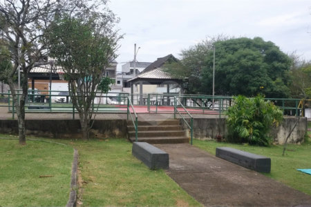 CONDOMÍNIO VALE DAS PALMEIRAS - CASA 3 QTOS + SUITE + PISCINA + GARAGEM 4 CARROS + ENERGIA SOLAR