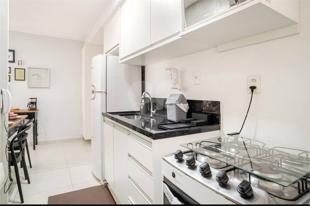 Pratico e moderno apartamento mobiliado de 45 m2 na Bela Vista
