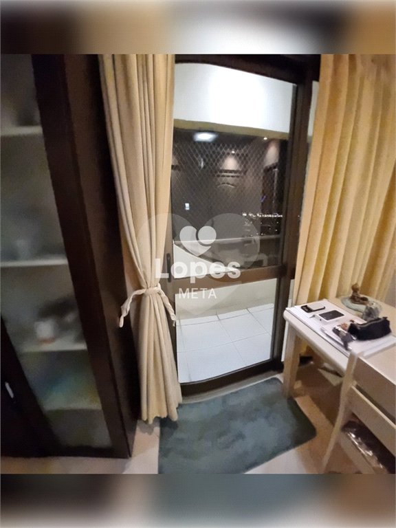 DUPLEX Á VENDA NO EDIFICIO CAROLINA, BAIRRO JARDIM SATELITE, 4 DORMITORIOS , 2 VAGAS DE GARAGEM COBE