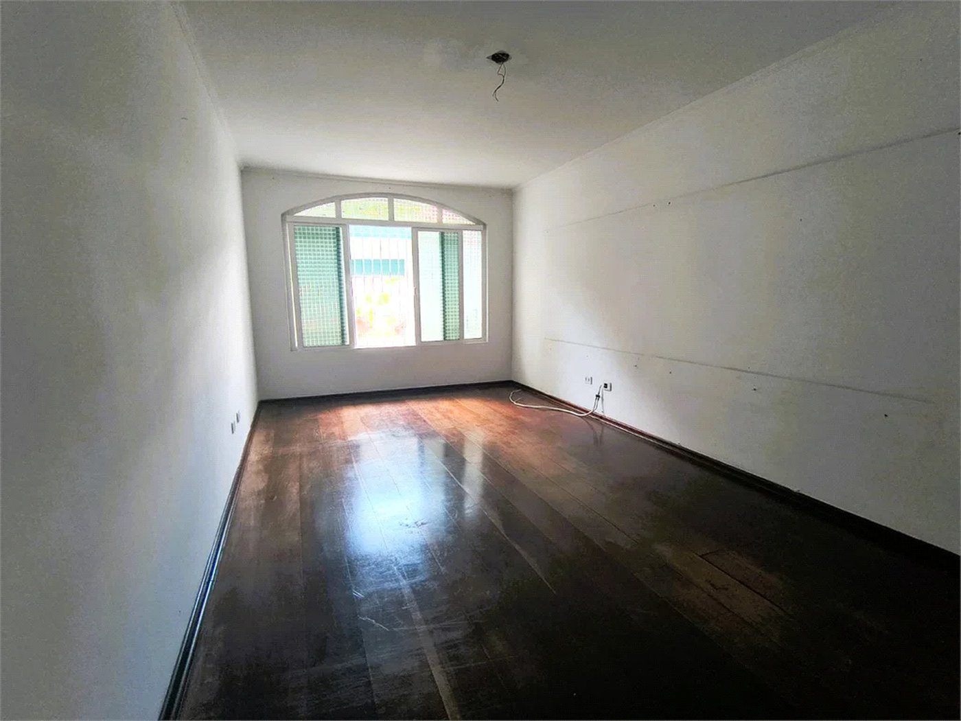 Sobrado à venda com 3 quartos, sendo 1 suíte,  em Jardim Esmeralda, São Paulo, SP