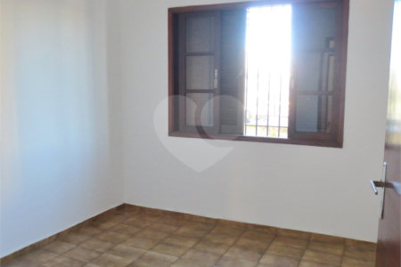 Sobrado Conservado na Saúde- 230m2 - 3 Quartos/1 Suíte/2 Vagas