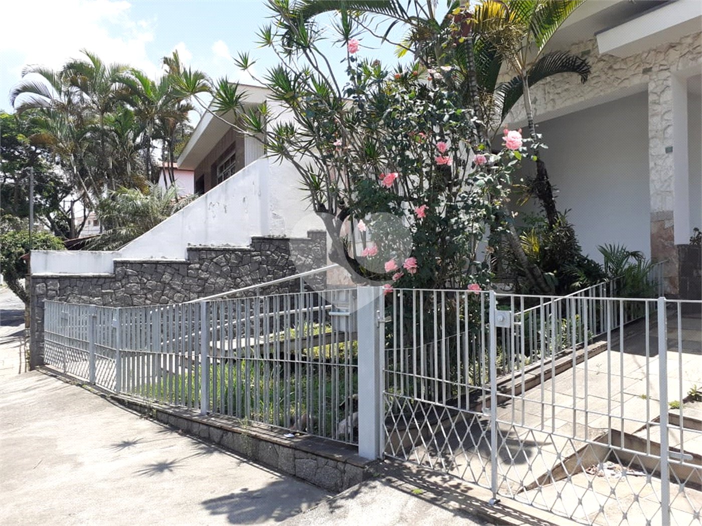 Casa Terrea a venda no bairro do Jardim França
