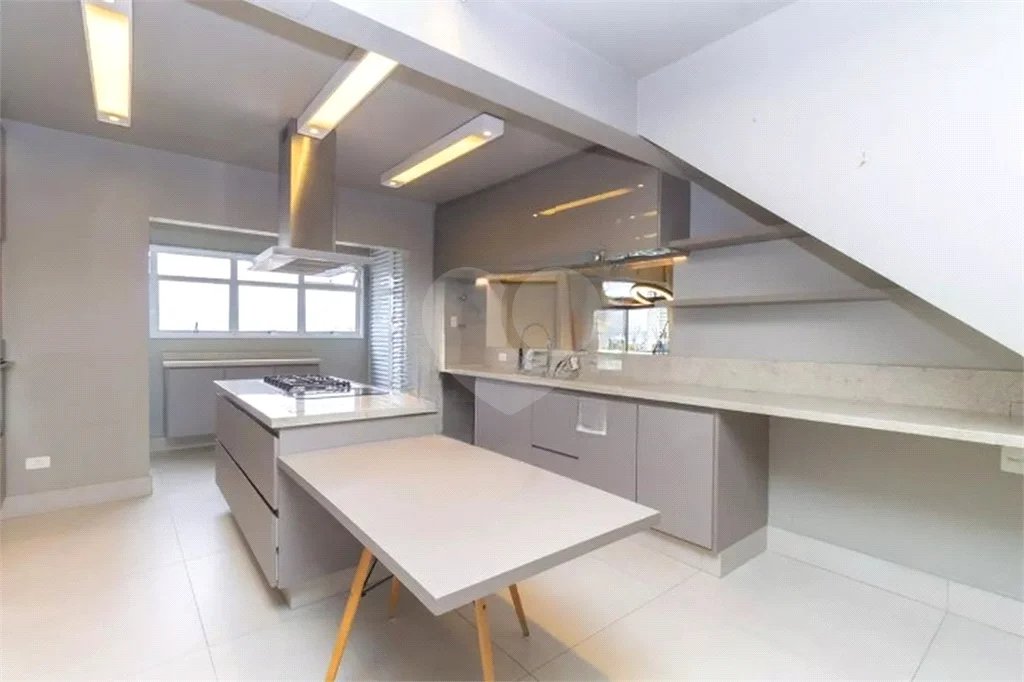 Cobertura no Ipiranga à venda com 340m², 4 quartos e 4 vagas Estuda Permuta