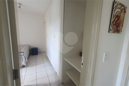 Apartamento à Venda no Residencial Itamaracá