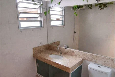 Casa à venda ou para alugar em São Paulo, SP
