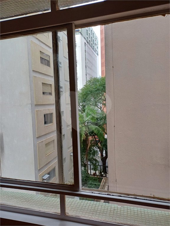 Apartamento com 77m² e 2 dormitórios próximo a Paulista e Metrô Trianon-Masp.