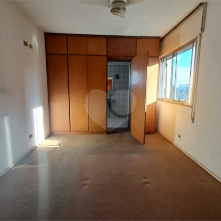 Imóvel de 141m² 3 quartos, 1 sendo suíte, retrofit no condomíno 1 vaga Paraíso
