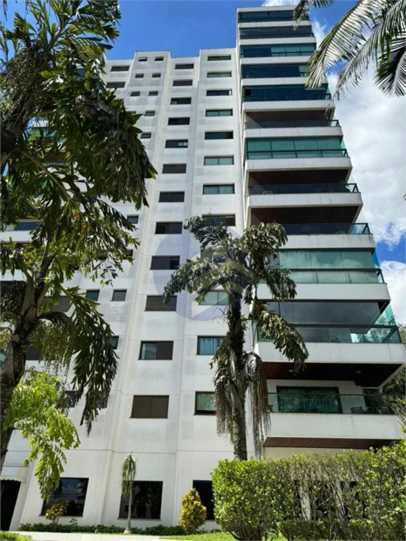 Apartamento à venda com 3 quartos, sendo 3 suítes, em Vila Suzana, São Paulo - SP