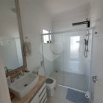 Linda Casa 3 dormitórios com piscina - R$ 950.000,00