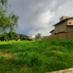 Lindo terreno de 450m², localizado no Condomínio Vilaggio Caprirccio