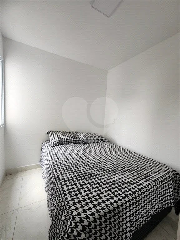 CONDOMÍNIO ESMERALDINO C/ VAGA - VENDE-SE - V.ISOLINA MAZZEI