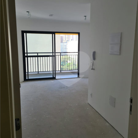 Apartamento à venda na Bela Vista de 24m2 com 1 dormitórios e sem vagas.Estuda Permuta.