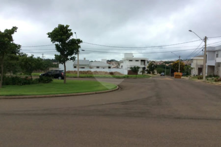 Terreno para venda no Residencial Quebec