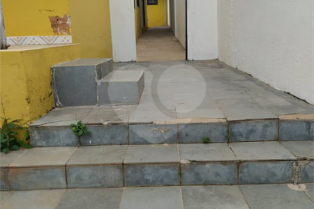 Casa térrea para venda ou locação no bairro Vila Costa do Sol.