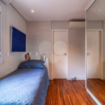 Apartamento Campo Belo à Venda 274 m² 4 Suítes 4 Vagas com Clima de Casa e Vista Verde