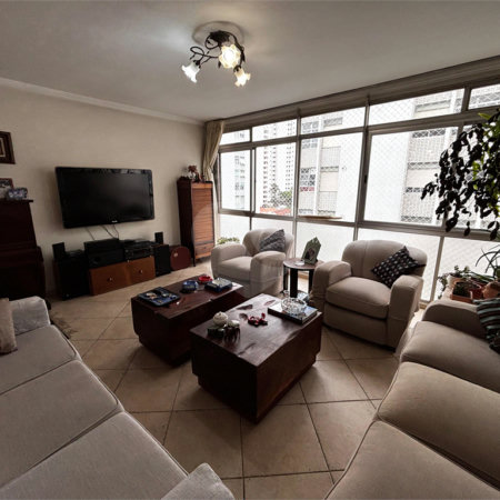 APARTAMENTO BAIRRO PARAÍSO COM 146 M² ÚTEIS - 2 VAGAS.