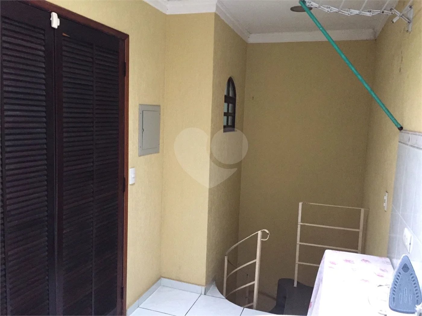 Sobrado 4 quartos, 2 suítes, 2 vagas,