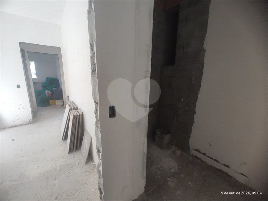 Apartamento 2 dormitórios (1 suíte) com vaga garagem, excelente localização, programa MCMV