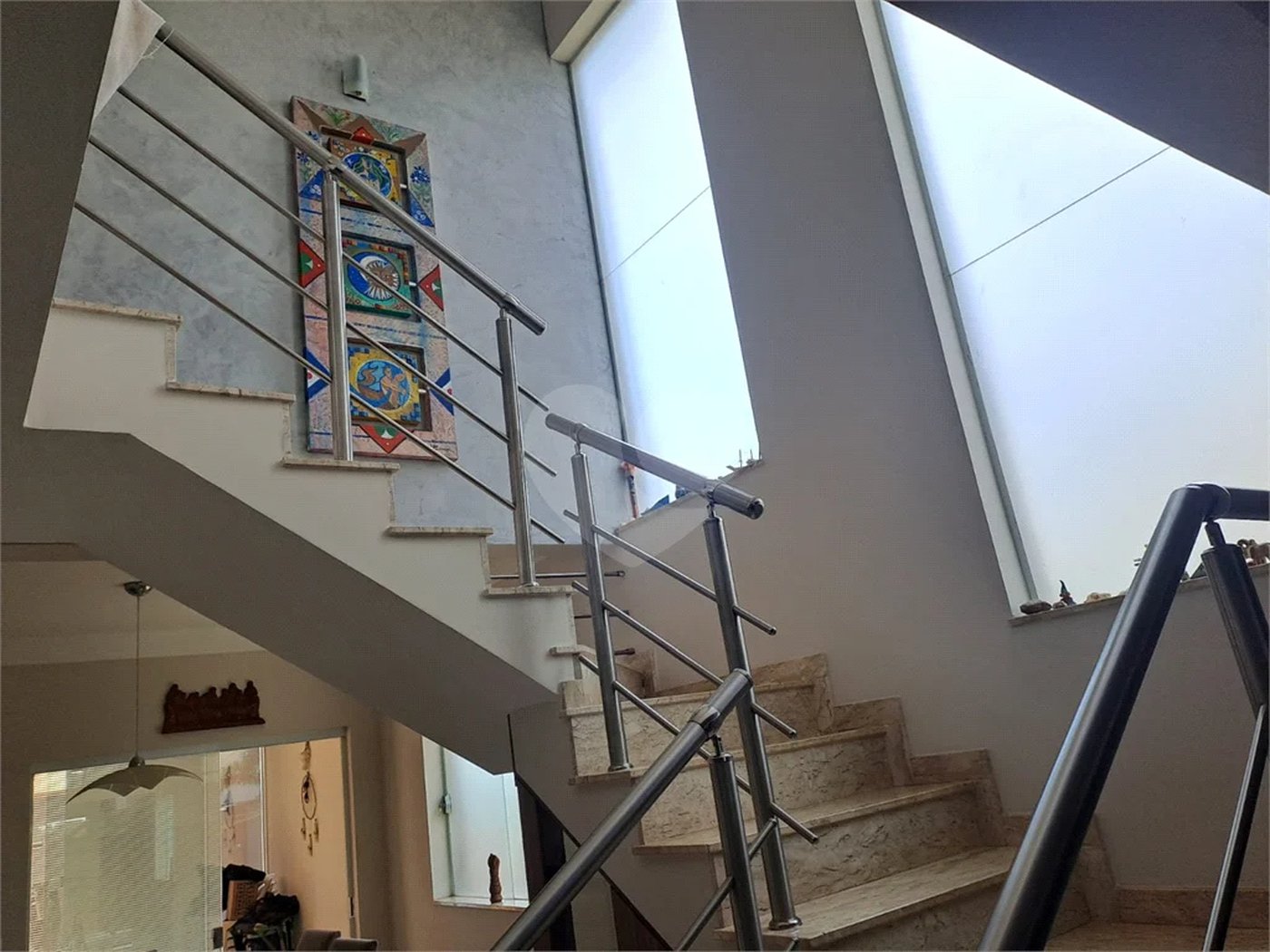 Linda Casa 3 dormitórios com piscina - R$ 950.000,00