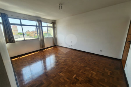 Apartamento no Edifício São Carlos