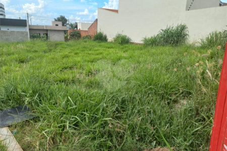 Terreno com 250,00 m² .