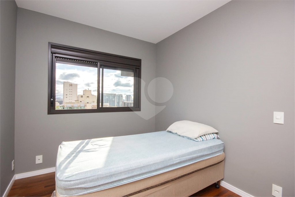 Apartamento à Venda na Vila Mariana com 163m², 3 Suítes e Varanda Gourmet