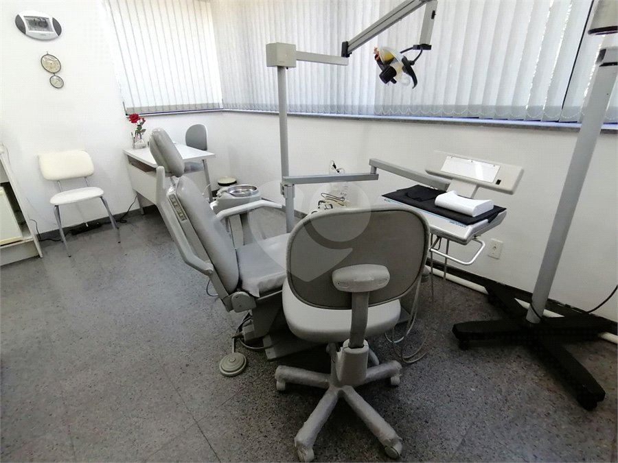 SALA/CONSULTÓRIO ODONTOLÓGICO Região da Paulista, 45m2.