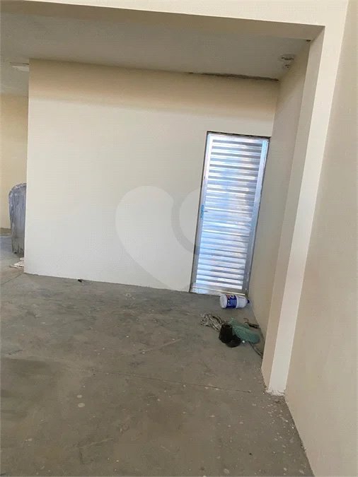 Galpão Comercial Novo para Locação – 350 m²