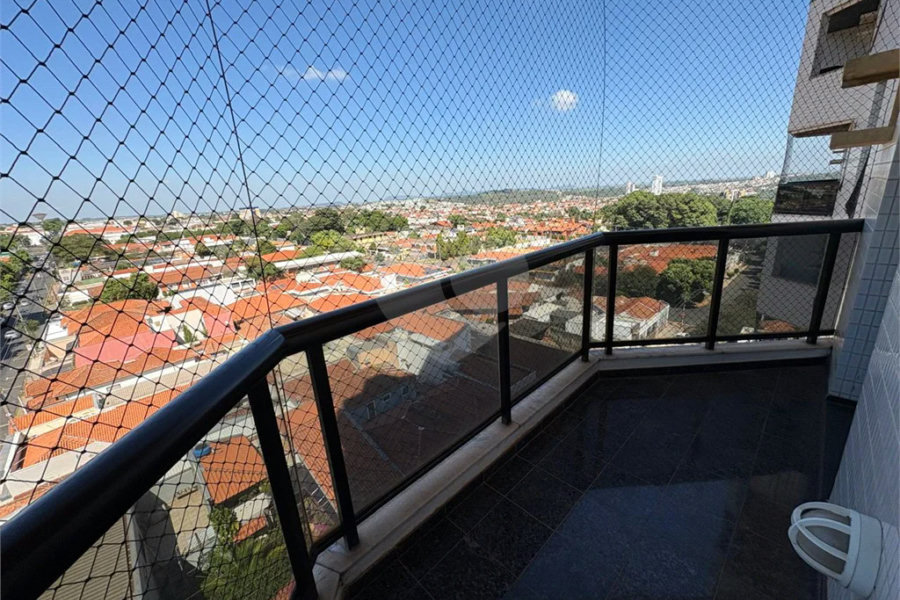 Apartamento disponível no Edifício Palladium no Centro de Piracicaba - SP.