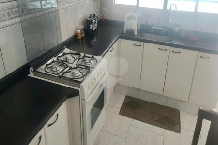 Casa Térrea Venda com Edícula no Jardim Vale