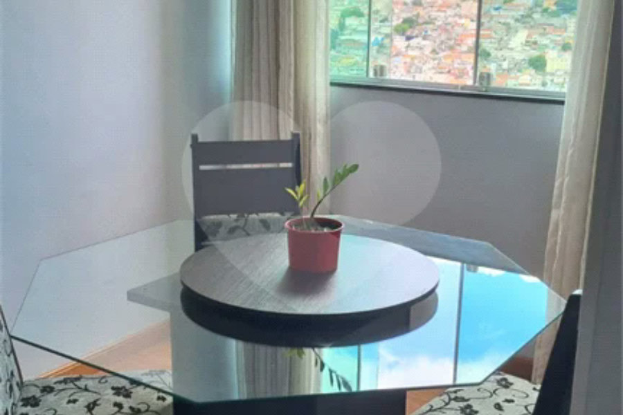 Excelente apartamento mobiliado de 62 m² na Vila das Mercês