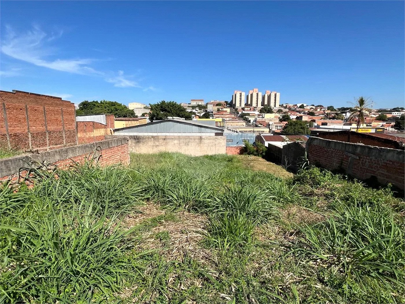OPORTUNIDADE EM PIRACICABA! Terreno à venda próximo à Avenida 31 de Março, no bairro Higienópolis.