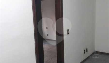 Apartamento à venda com 2 quartos em Parque Arnold Schimidt, São Carlos, SP