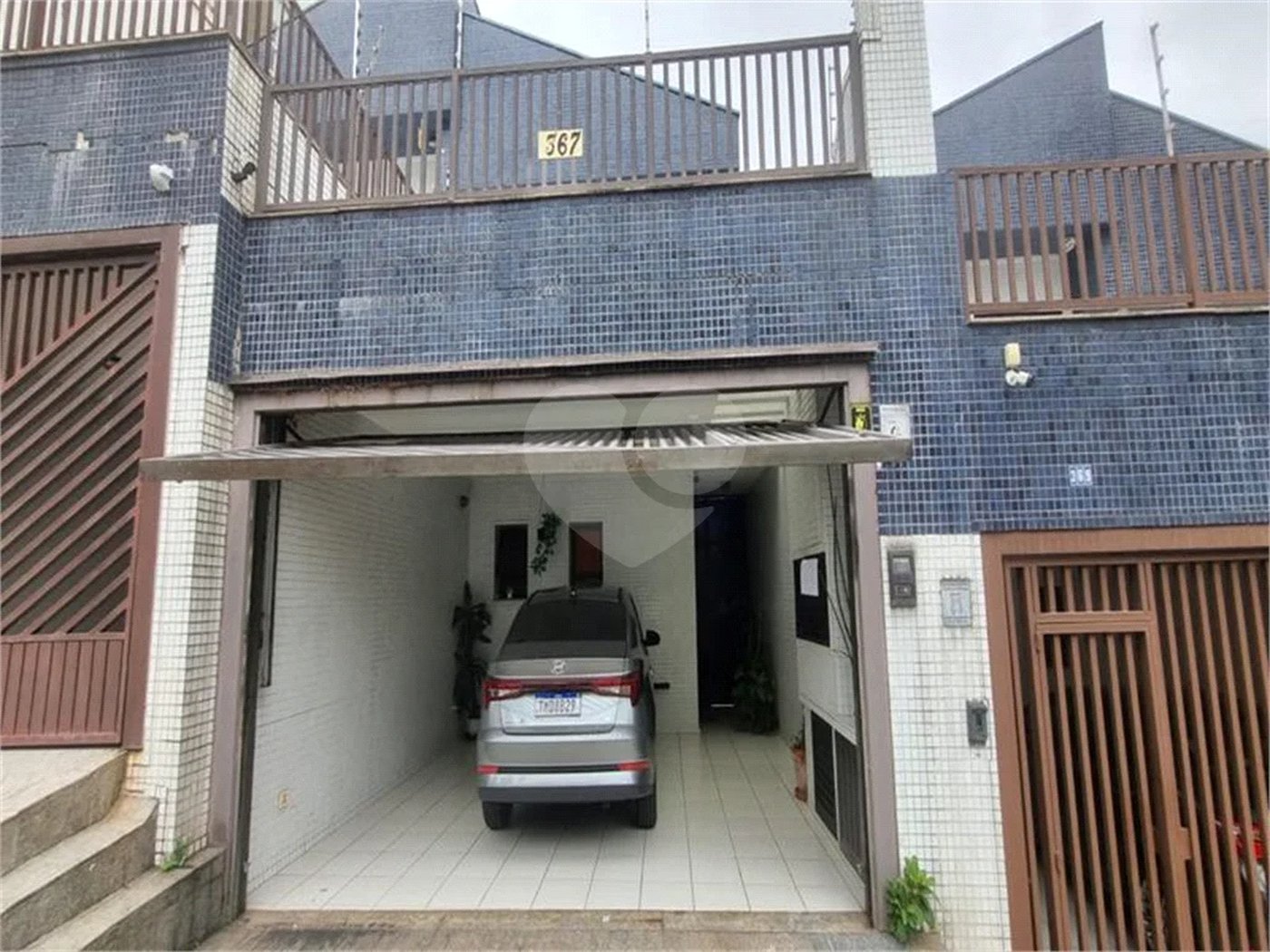 Sobrado à Venda na Aclimação - 150 m² - 2 Salas, 3 Dorms, 2 Vagas.