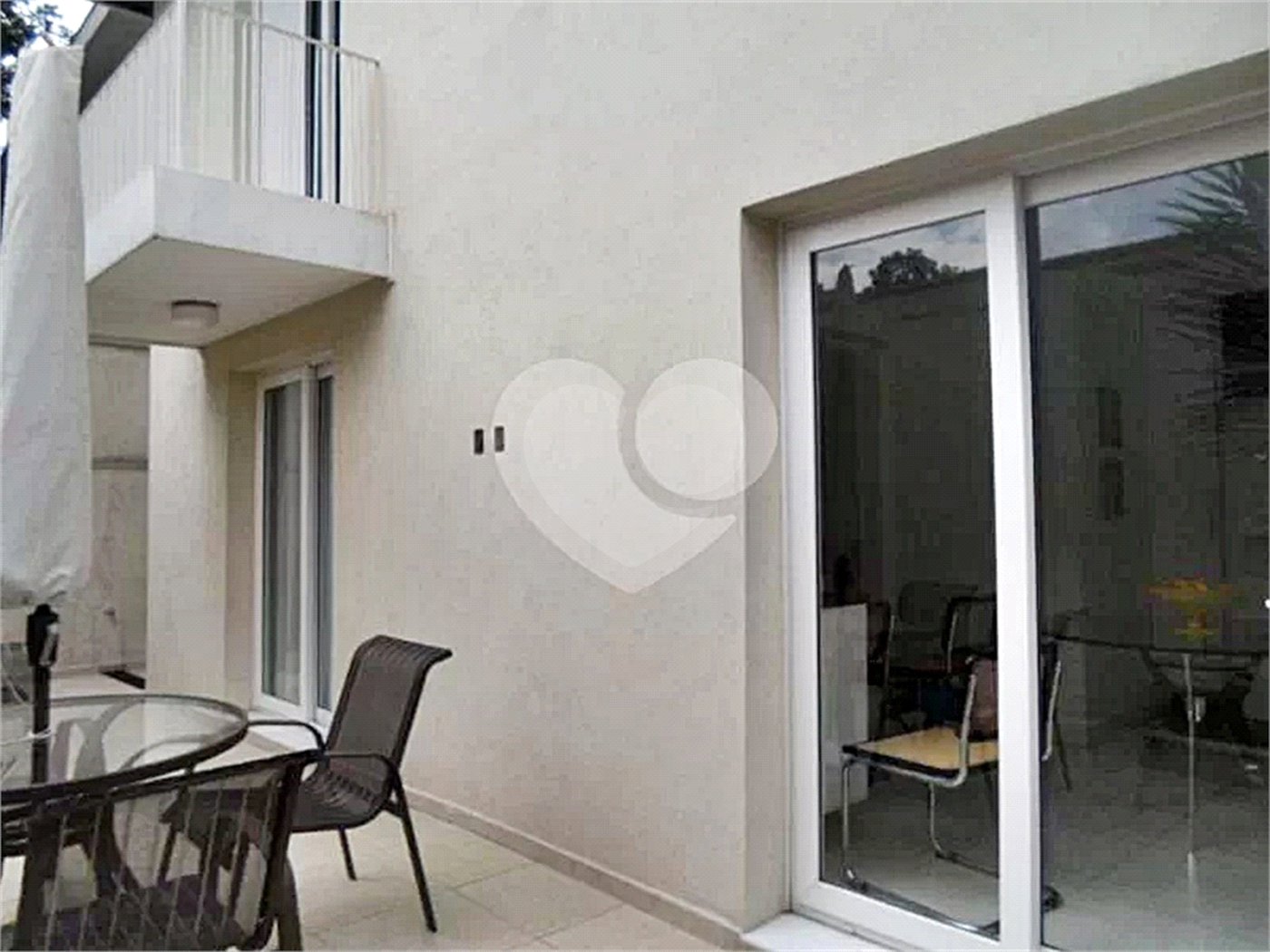 Casa à venda com 4 suítes no condomínio Chácara das Rosas, São Paulo - SP