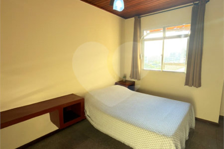 Cobertura à venda com 4 quartos, sendo 2 suítes,  em Braga, Cabo Frio, RJ