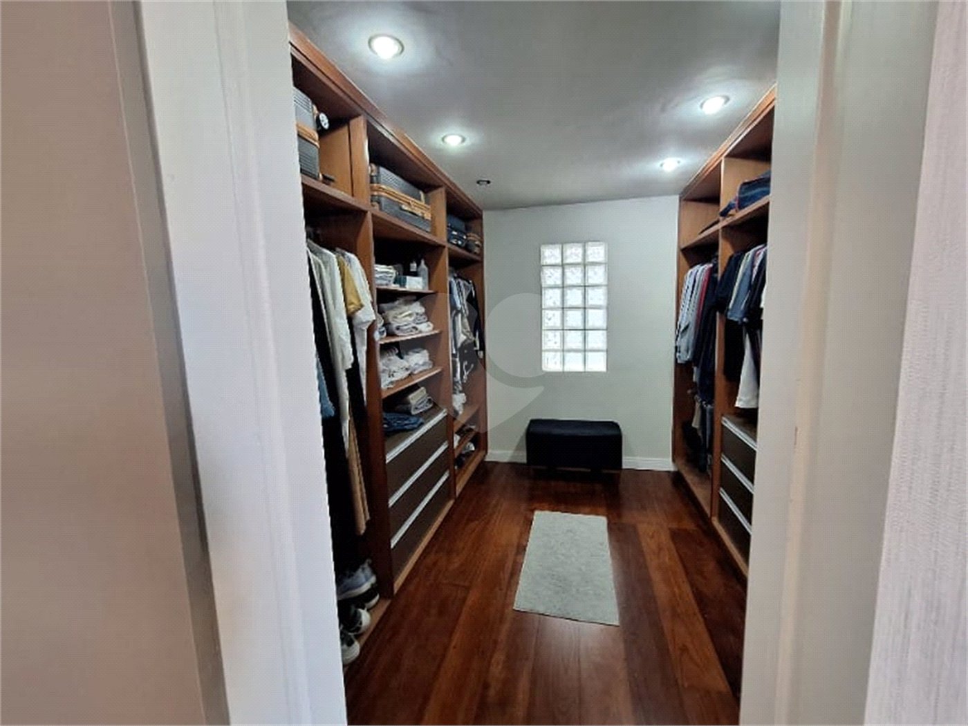 Casa à venda com 3 suítes no condomínio Vinhas da Vista Alegre Sede, Vinhedo - SP